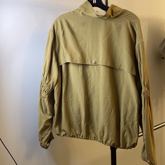 Jacket - Picture 2 of 3